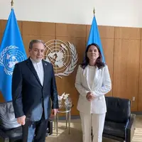 هشدار مجدد عراقچی درباره پیامدهای فعال‌سازی مکانیزم ماشه