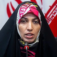 چهره ها/ عکسی که از آمنه سادات ذبیح‌پور در لبنان جلب‎‌توجه کرد