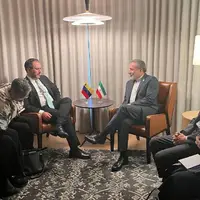 عراقچی: تهدید علیه تمامیت سرزمینی ونزوئلا را محکوم می‌کنیم