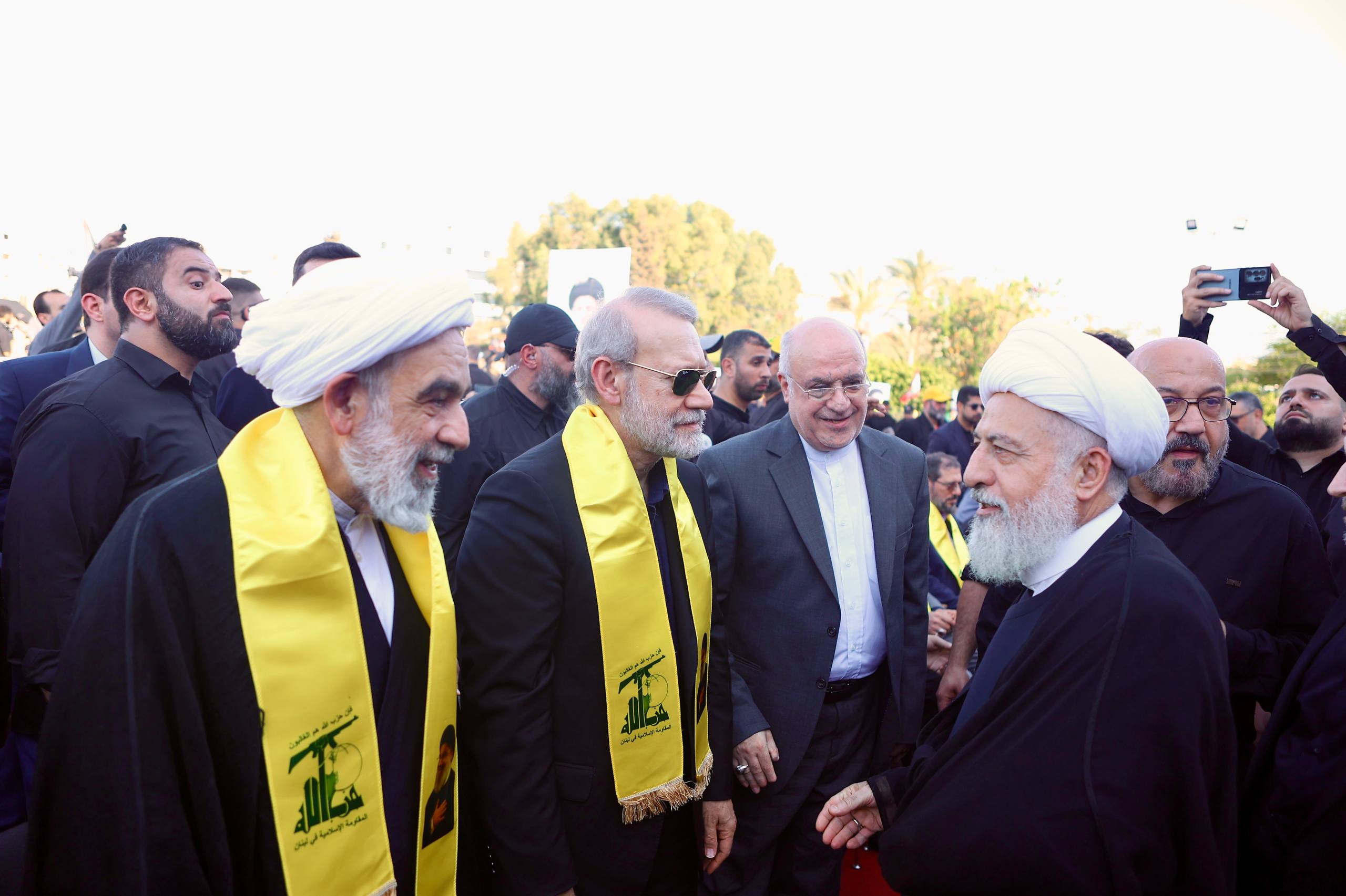 حضور دبیر شورای عالی امنیت ملی در مراسم سالگرد سید حسن نصرالله