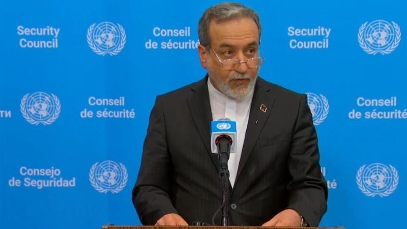 عراقچی: آمریکا به دیپلماسی، خیانت و تروئیکای اروپایی آن را دفن کرد