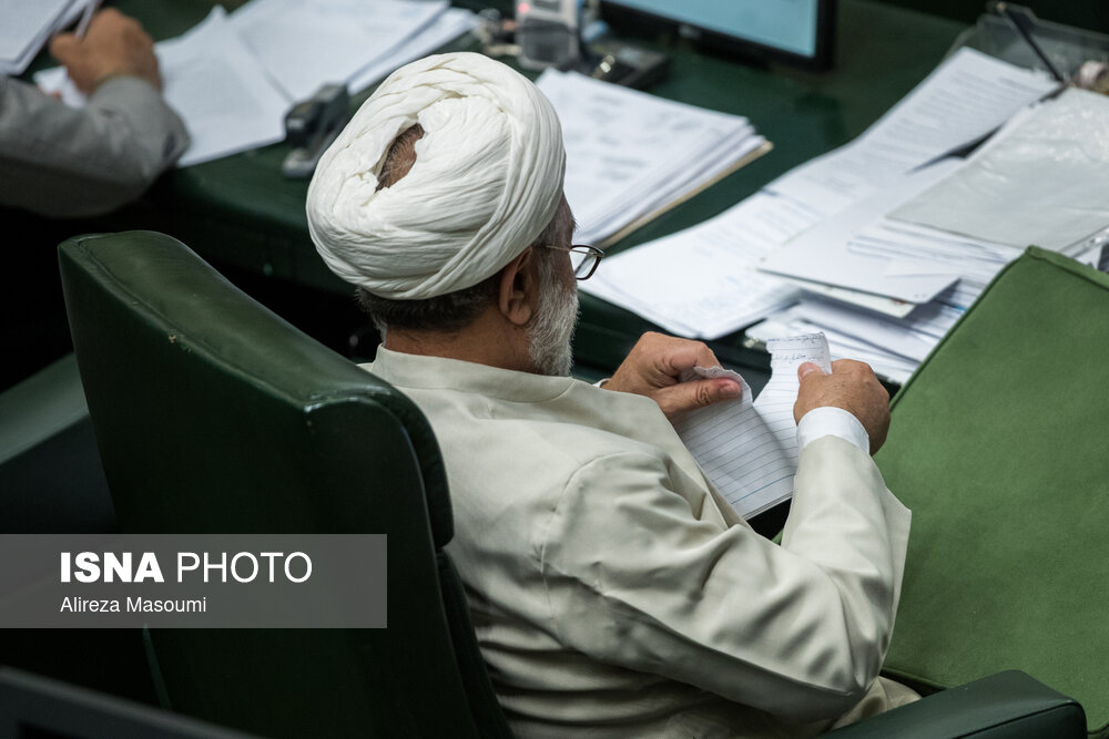 حواشی امروز صحن علنی مجلس