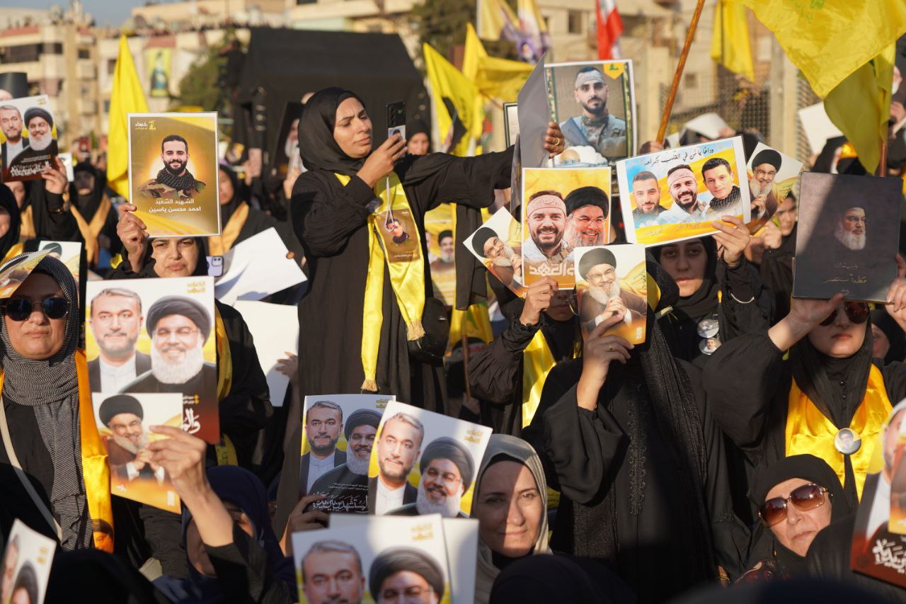 تصاویری به‌جا مانده از مراسم اولین سالگرد شهادت شهید نصرالله در بیروت