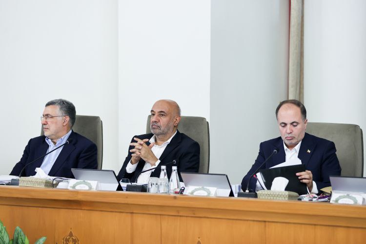 عکس/  اولین جلسه هیئت دولت پس از بازگشت پزشکیان از نیویورک