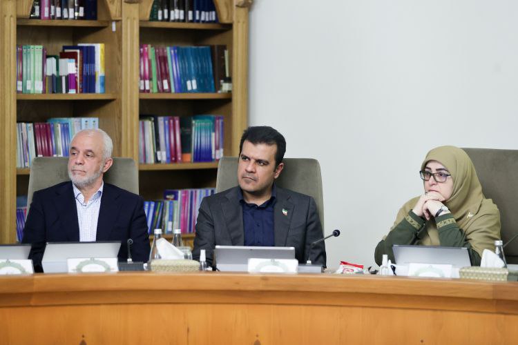 عکس/  اولین جلسه هیئت دولت پس از بازگشت پزشکیان از نیویورک