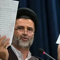 نبویان: می‌گویند ذیل فصل ۷ می‌روید؟ ما کی از فصل خارج شدیم اصلا؟