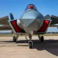 جت جنگنده نسل پنجم J-20 در نمایی بسیار نزدیک