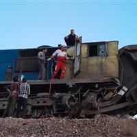 برخورد لوکوموتیو با واگن قطار در اردکان یزد ۲ مصدوم برجا گذاشت