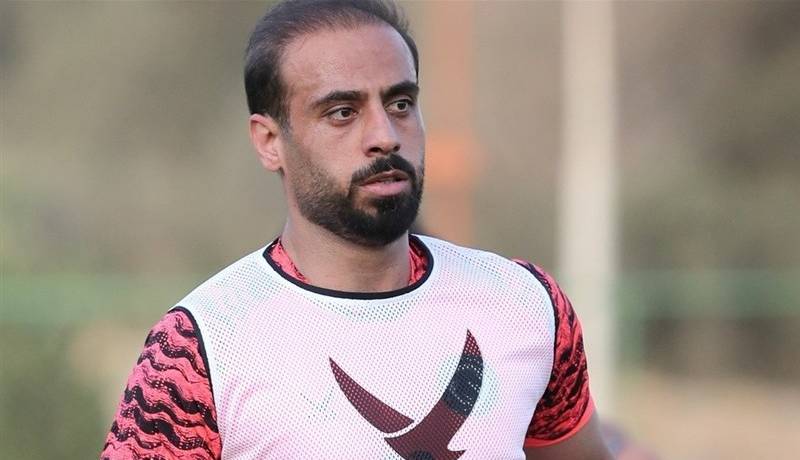 آذرباد: دروازه‌بان چادرملو استاد وقت تلف کردن است
