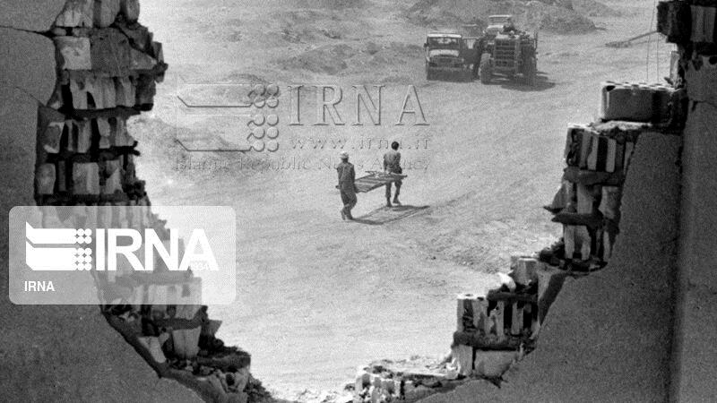 یک مننقد ادبی: هنوز بر سر این که «ادبیات جنگ، چه هست و چه نیست» توافق وجود ندارد!