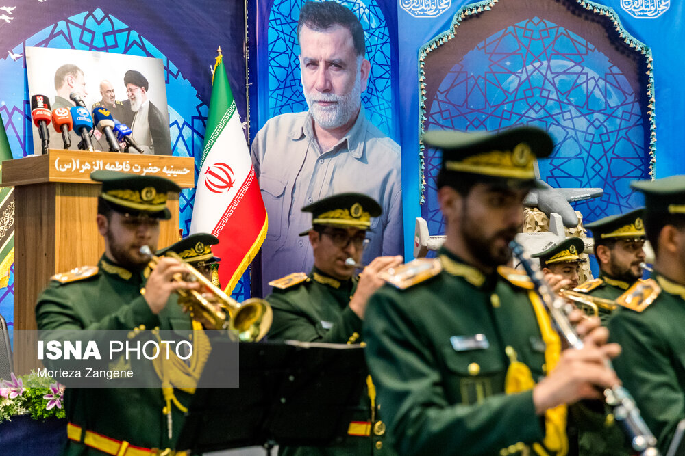 عکس/ بزرگداشت اولین سالگرد شهید نیلفروشان