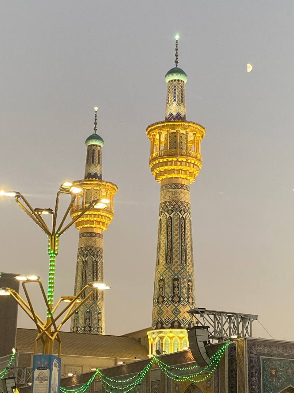 تصاویری زیبا از گلدسته‌های حرم امام رضا(ع) 