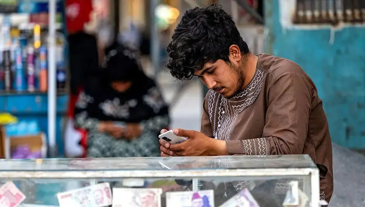 افغانستان در خاموشی ارتباطات
