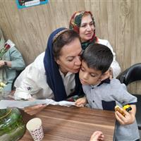 آغاز پویش ملی "رز مهربانی"/ ضرورت برنامه‌ریزی برای مراقبت از سالمندان