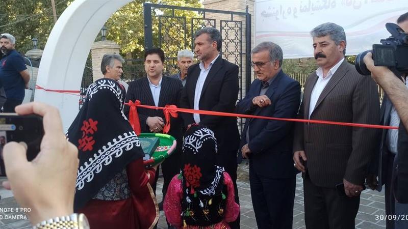سفره فرهنگ ایلام در قلعه والی گسترده شد؛ نان، سنت، طعم