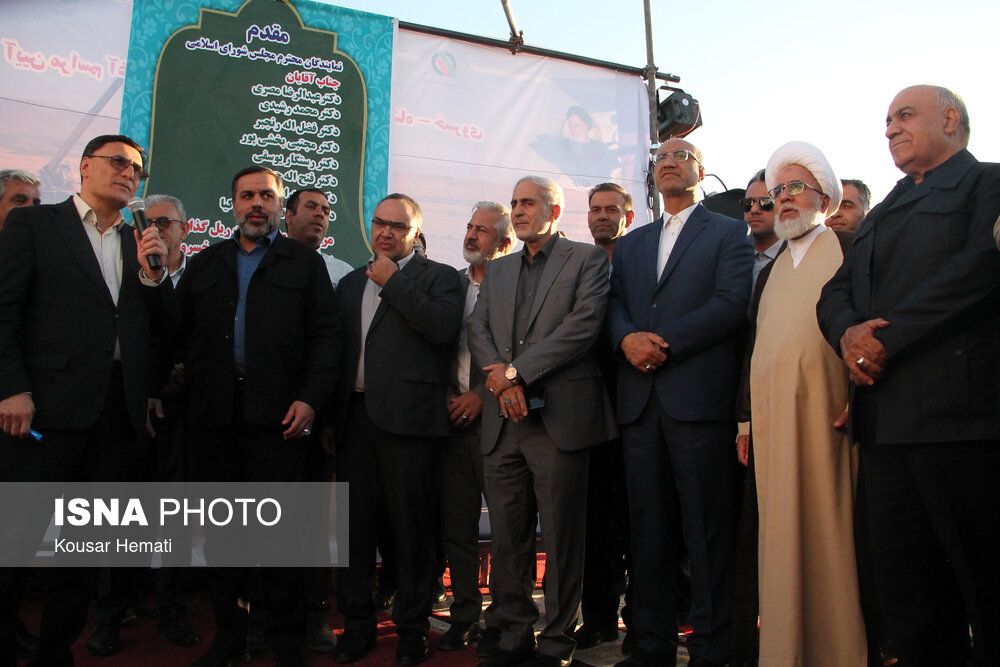 آغاز ریل‌گذاری راه‌آهن کرمانشاه - خسروی
