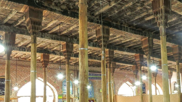 مرمت بزرگترین مسجد چوبی دوره صفویه در مراغه