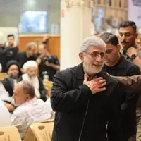 حضور سردار قاآنی در مجلس ترحیم همسر آیت الله سیستانی در نجف