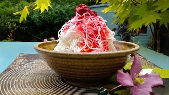 طرز تهیه یک فالوده شیرازی خنک