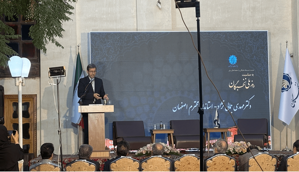 نخبگان و بخش خصوصی محور توسعه اصفهان هستند