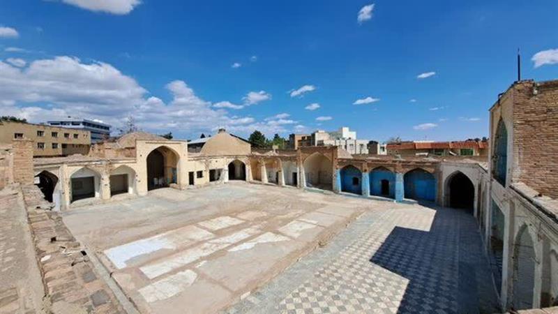 بهره‌گیری از کاروانسرای شاه‌عباسی به‌عنوان محور زیست شبانه سمنان
