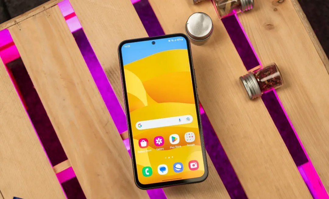 ۲ گوشی محبوب سامسونگ به One UI 8 آپدیت شدند
