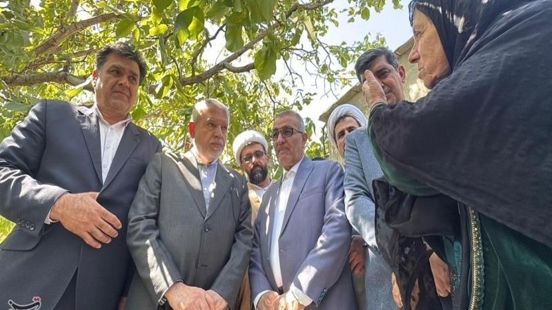 بازدید وزیر میراث فرهنگی از بقعه امامزاده علی (ع)+تصاویر