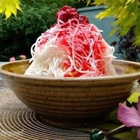 طرز تهیه یک فالوده شیرازی خنک