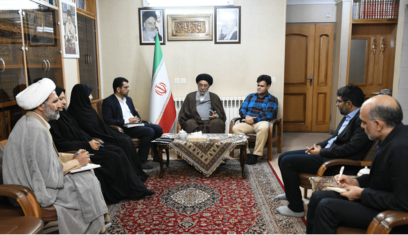 امام‌جمعه اصفهان: از نخبگان برای حل چالش‌های استان استفاده شود