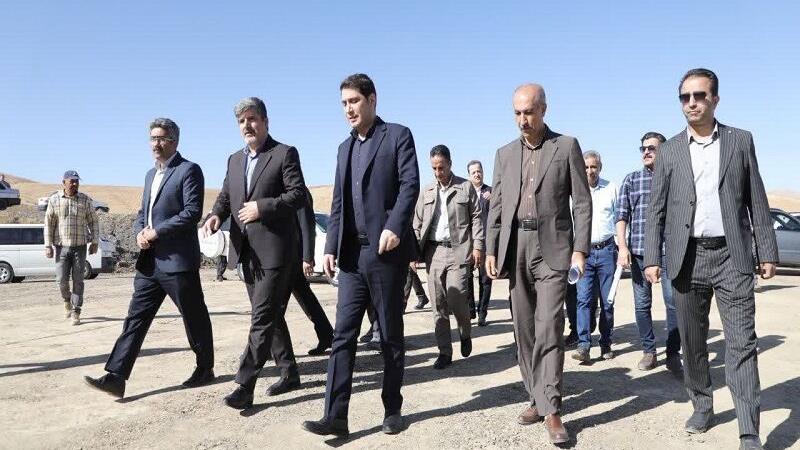 بازدید استاندار کردستان از طرح‌های عمرانی و آموزشی شهرستان سروآباد