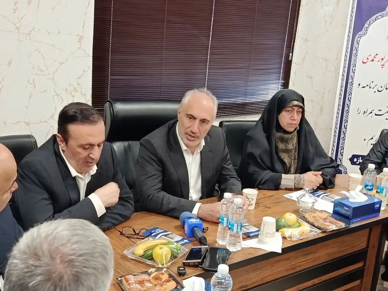 پورمحمدی: بیمارستان ۷۰۰ تختخوابی قزوین باید سریعتر تکمیل شود