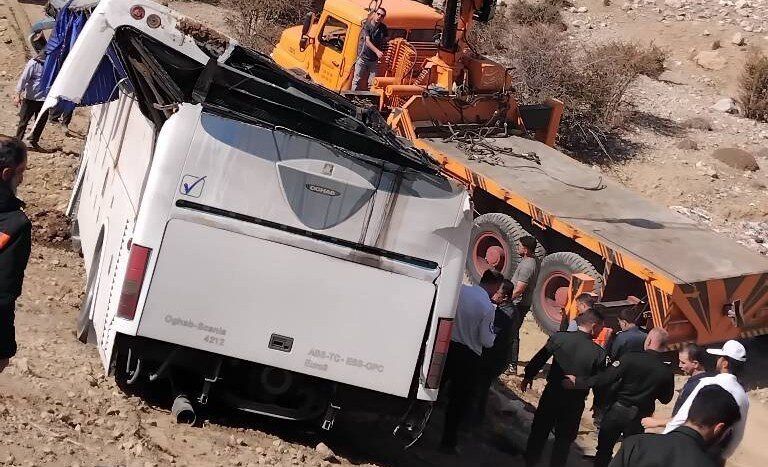 توضیحات پلیس راه درباره احتمال حادثه واژگونی اتوبوس در جاده دماوند-فیروزکوه