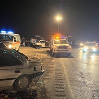 مصدومیت ۱۱ نفر بر اثر حادثه رانندگی در کردستان