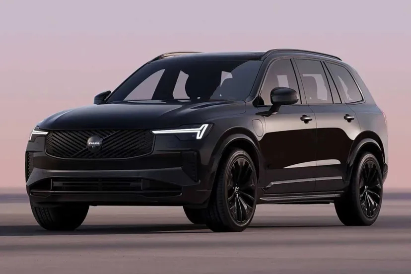 معرفی ولوو XC90 بلک ادیشن، شاسی‌بلند سیاه‌پوش!