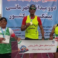 افتخارآفرینی ورزشکاران بافتی در رقابت‌های دو و میدانی پیشکسوتان کشور