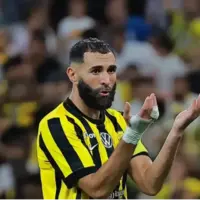 بنزما علیه خبر جنجالی: در خواب ببینید!