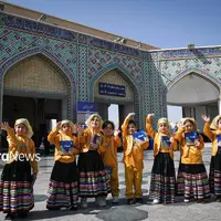 جشن غنچه‌ها در حرم امام‌رضا(ع) 