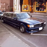 مرسدس‌بنز ۵۶۰SEL شولتز؛ W126 خاص به سفارش خاورمیانه 