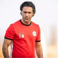 فرهاد مجیدی بی‌صدا در تمرین سرخپوشان