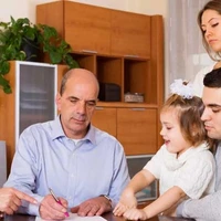 باید بدانید در خانواده جز یکدیگر کسی را ندارید