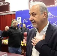 کمک‌ ادامه‌دار هوادار متمول و مسدود شدن حساب بانکی پرسپولیس