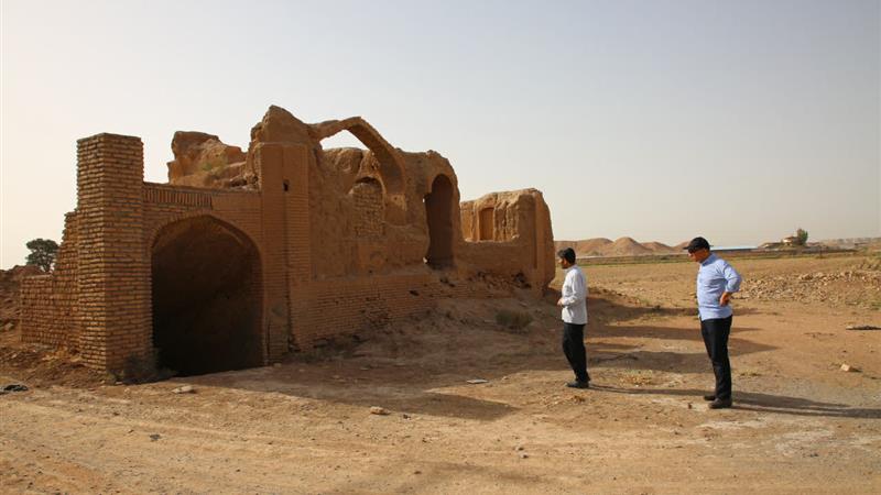 پایش میدانی آثار تاریخی قم در پی احساس زمین‌لرزه اخیر