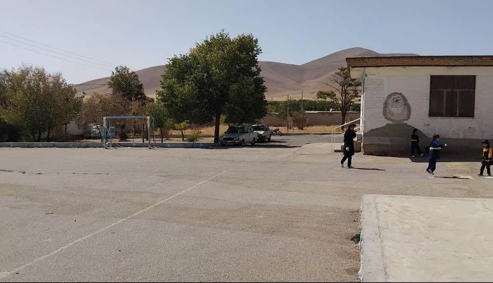 نارضایتی اهالی روستای هرچگان چهارمحال و بختیاری از تشکیل کلاس‌های چند پایه
