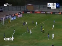 شوت قلی زاده از بالای دروازه چادرملو به بیرون رفت