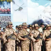 کشف ۴۴ تن سنگ سیلیس و ۴۰ هزار لیتر سوخت قاچاق توسط تکاوران فراجا