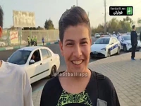 هوادار پرسپولیسی که برای تشویق چادرملو مقابل استقلال به ورزشگاه آمده است