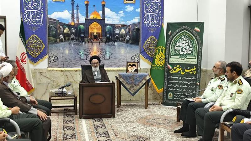 پاسخ‌گویی روزانه پلیس قم به ۱۲ هزار تماس