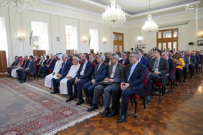 نشست عراقچی با سفرا و روسای نمایندگی خارجی مقیم تهران