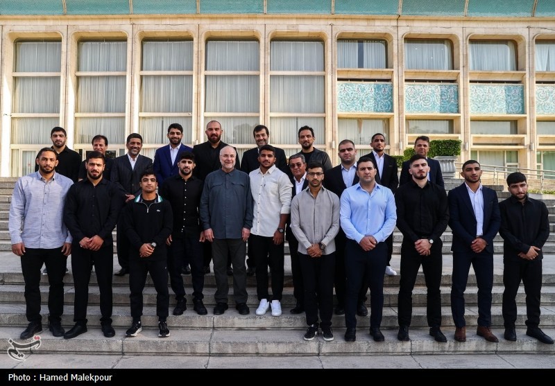عکس/ تقدیر از مدال‌آوران، کادر فنی و مسئولان تیم‌های ملی کشتی آزاد و فرنگی