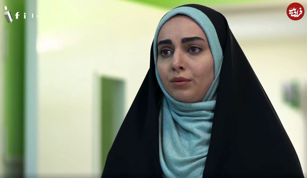 چهره ها/ «مرضیه» سریال بچه مهندس در خودروی شخصی و لاکچری‌اش